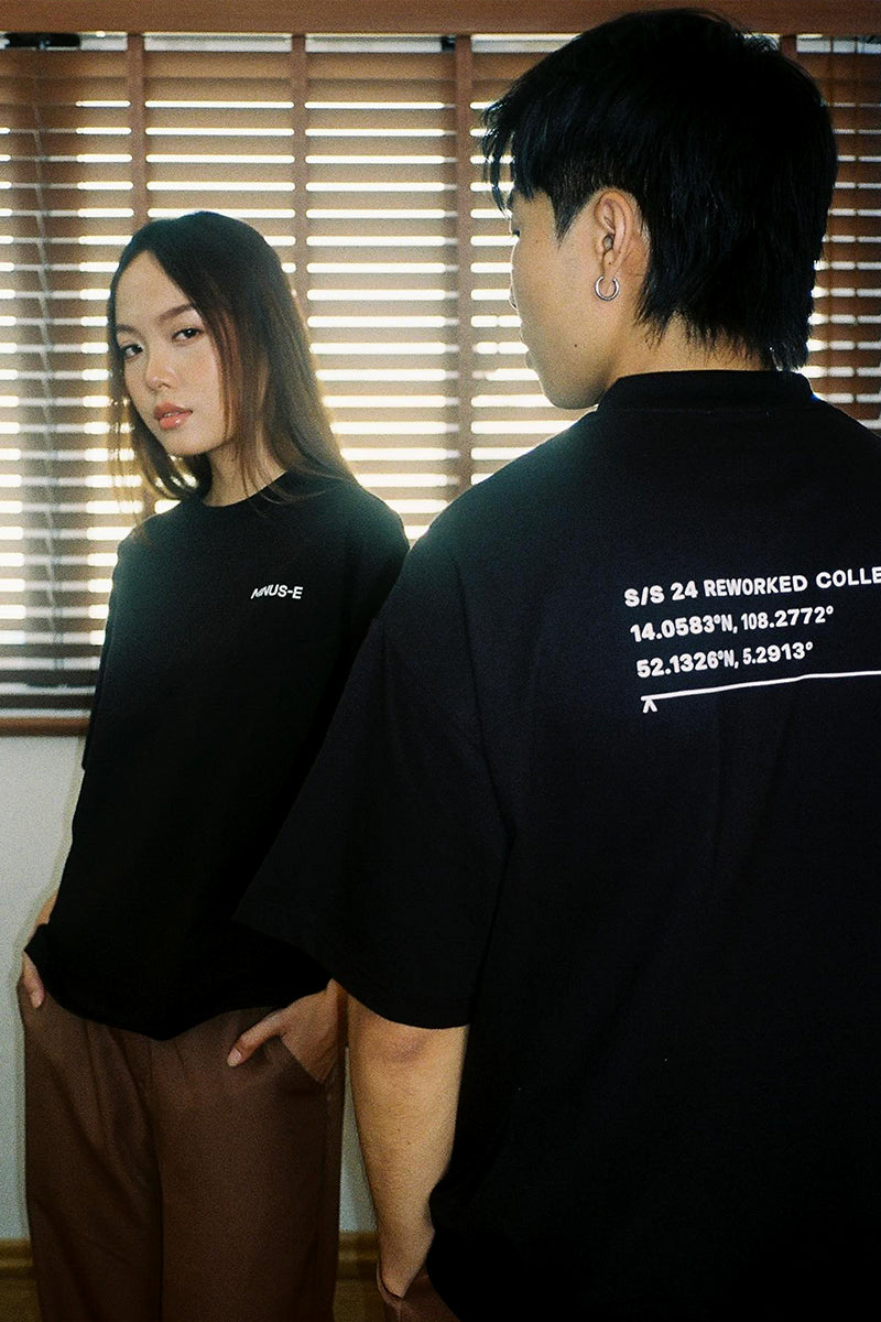 HIEP and Zoey wearing the COORD T-Shirts by MINUS-E.